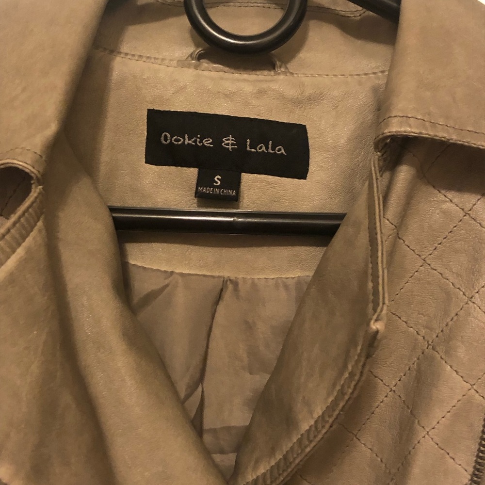 Grey pleather Jacket - Picture 3 of 5